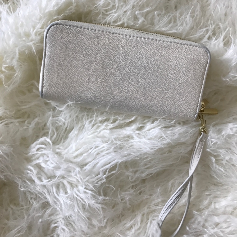 White leather wristlet
